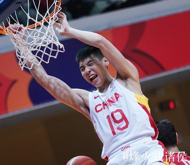 崔永熙社媒发文：为了中国篮球 我们一起努力