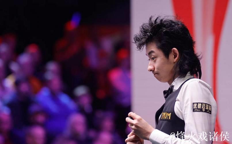 吴宜泽1-6不敌罗伯逊 止步斯诺克英锦赛16强