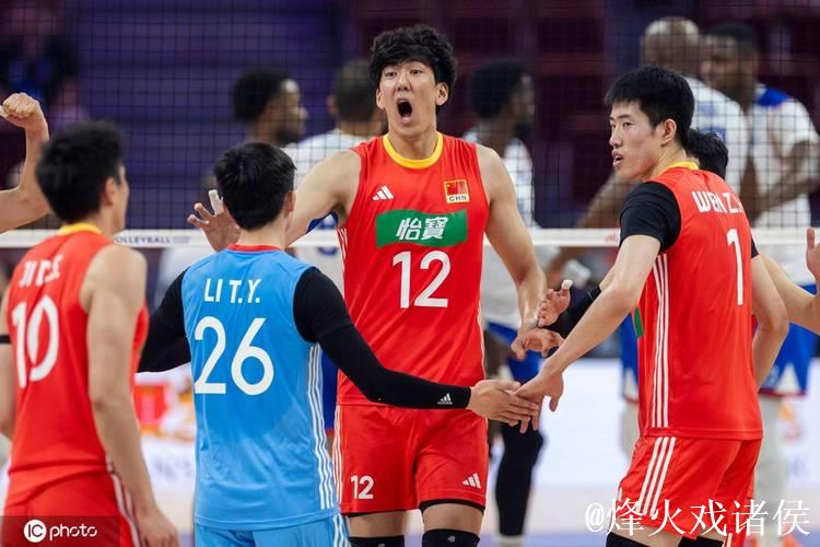 中国男排决胜局险胜古巴 终结世界男排联赛八连败